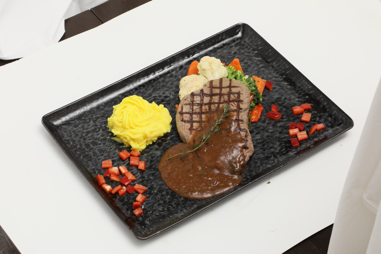 BİBERLİ STEAK